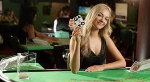 Status taruhan dengan breakdown pembayaran dan odds yang digunakan